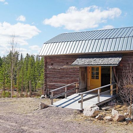Edsbyn Mittjas Vallen Timber Lodge & Cabins מראה חיצוני תמונה