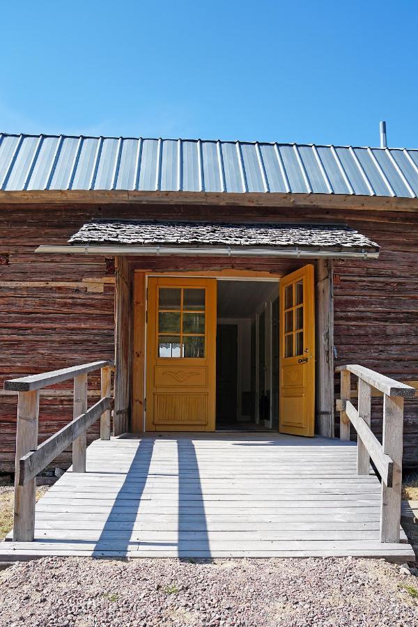 Edsbyn Mittjas Vallen Timber Lodge & Cabins מראה חיצוני תמונה