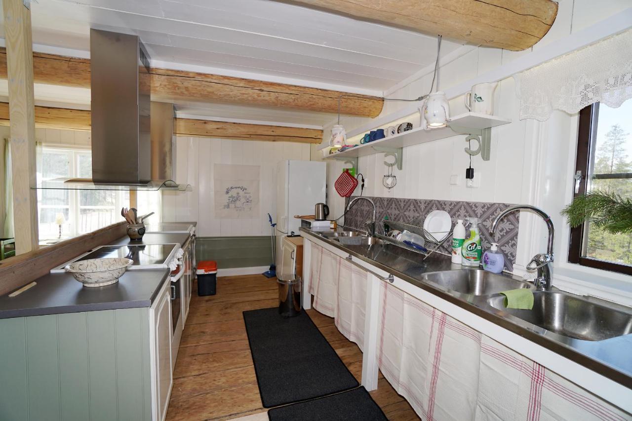 Edsbyn Mittjas Vallen Timber Lodge & Cabins מראה חיצוני תמונה