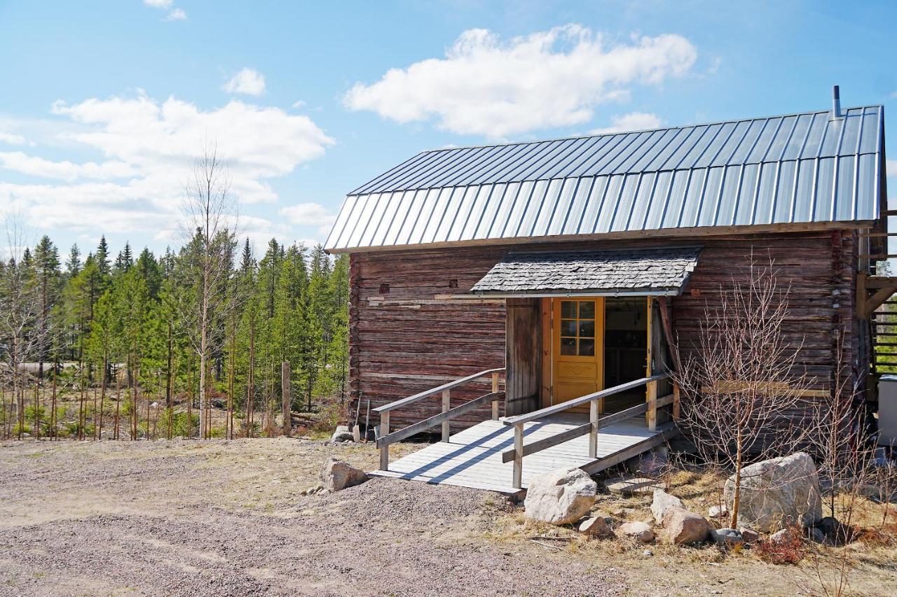 Edsbyn Mittjas Vallen Timber Lodge & Cabins מראה חיצוני תמונה